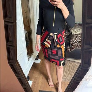 VENUS Black and Red Sheath Dress with V-Neck